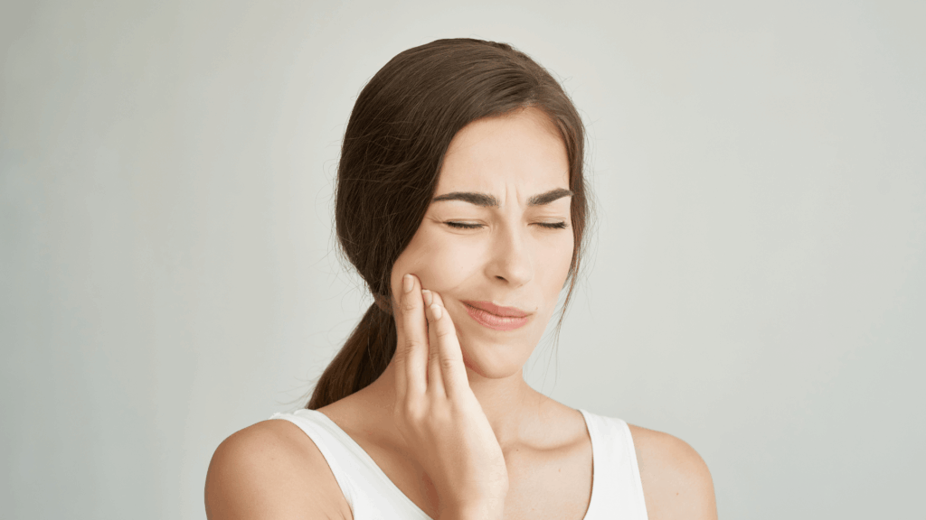 10 Signs You May Need Emergency Dental Care